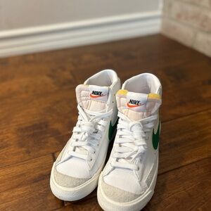Nike Blazer Mid White Green